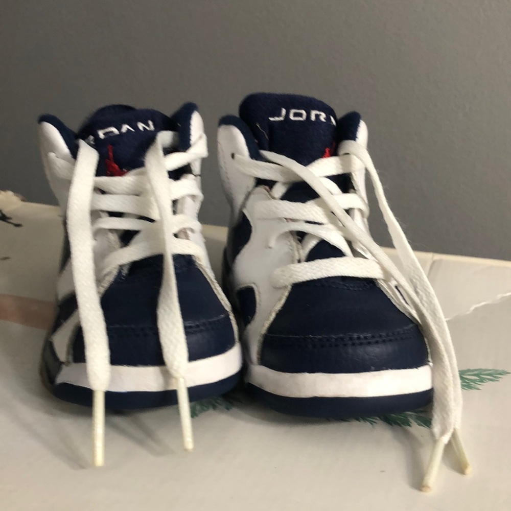 Jordan 6s Olympics size 6.5 C
